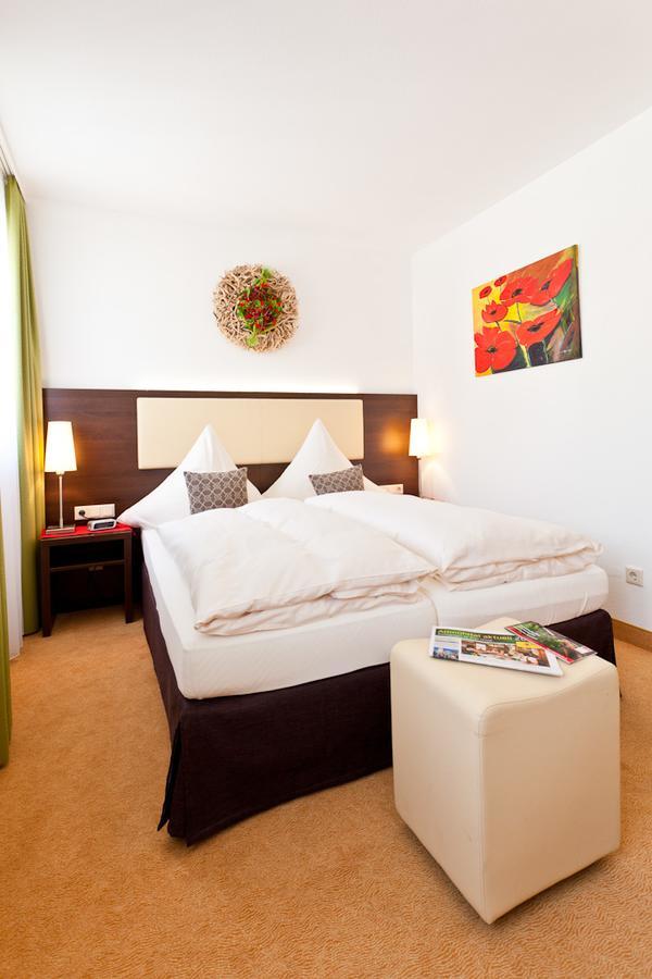 Hotel-Gasthof Zur Sonne بابنهايم المظهر الخارجي الصورة