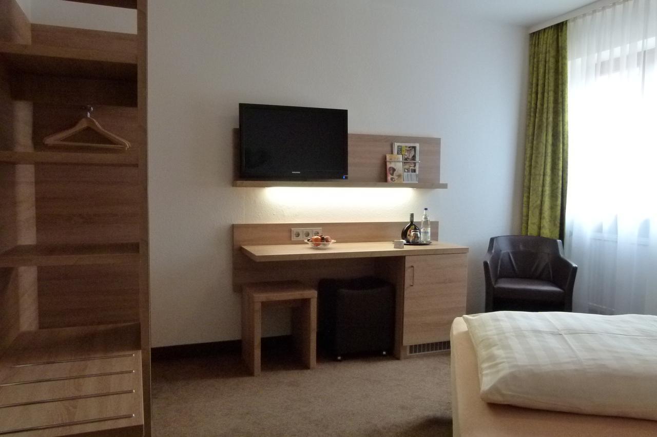 Hotel-Gasthof Zur Sonne بابنهايم المظهر الخارجي الصورة