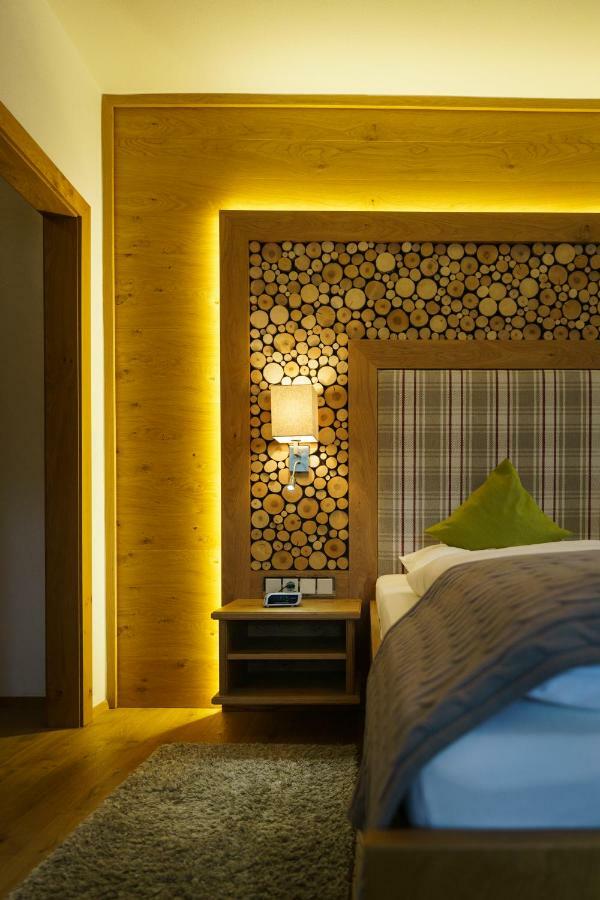 Hotel-Gasthof Zur Sonne بابنهايم المظهر الخارجي الصورة